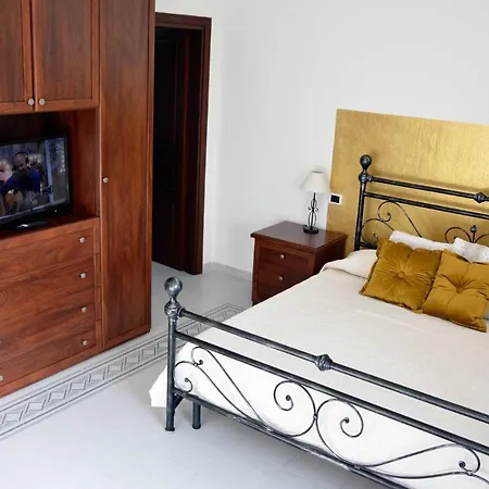 Guest house Houseparadise