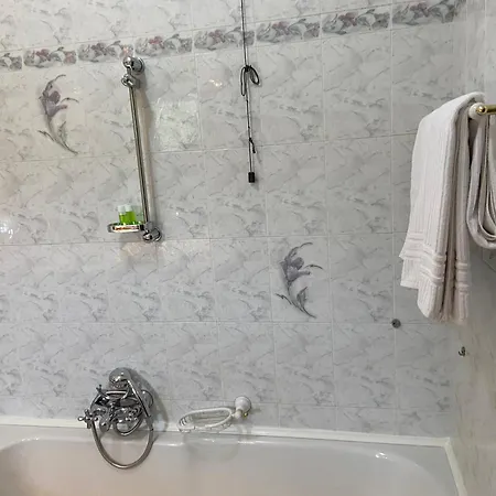 Houseparadise Guest house